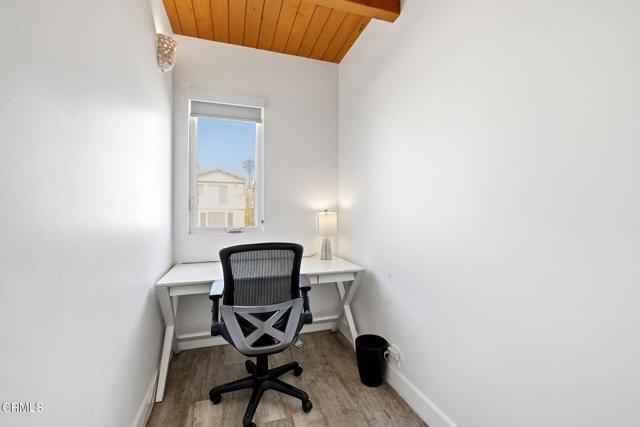 Building Photo - 3373 Ocean Dr