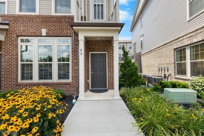 Primary Photo - 89 Robeson St