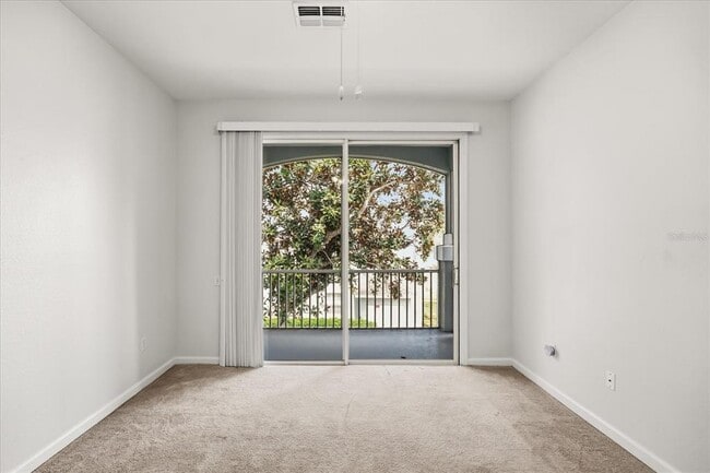 Building Photo - 8101 Coconut Palm Way