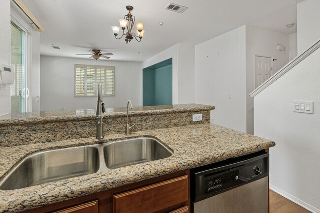 Building Photo - 31180 Lavender Ct