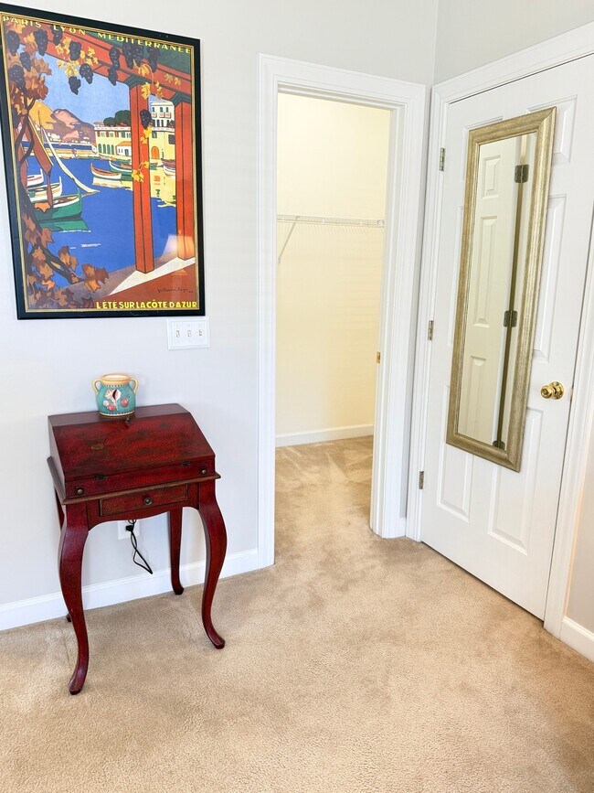 Building Photo - 1371 Hopton Cir