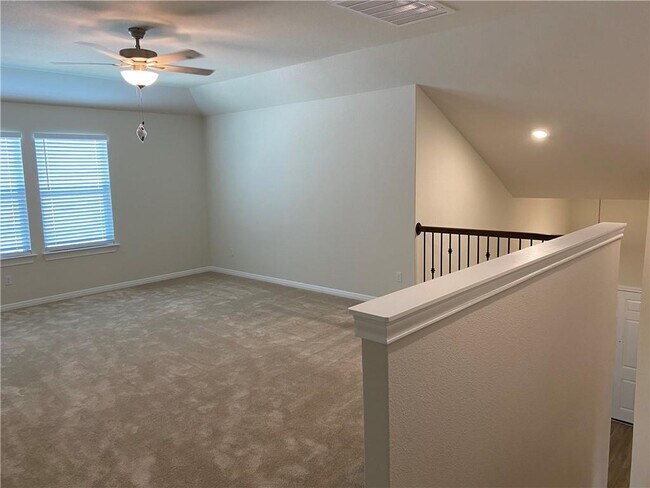 Building Photo - 3421 Charade Dr
