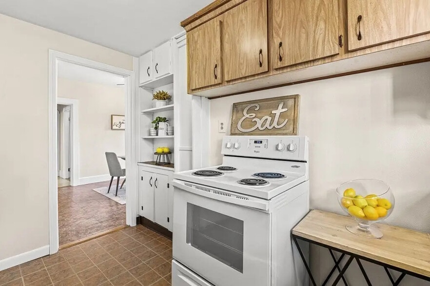Kitchen - 57 Spring St
