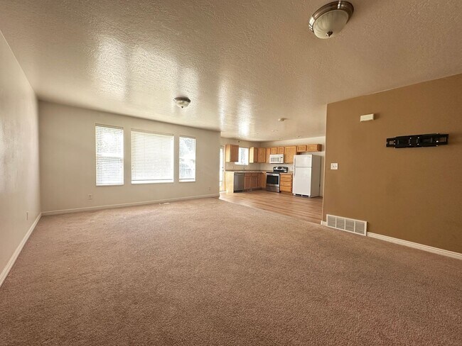Building Photo - 5543 Copper Park Dr