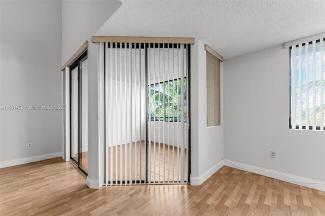 Building Photo - 8335 SW 152nd Ave