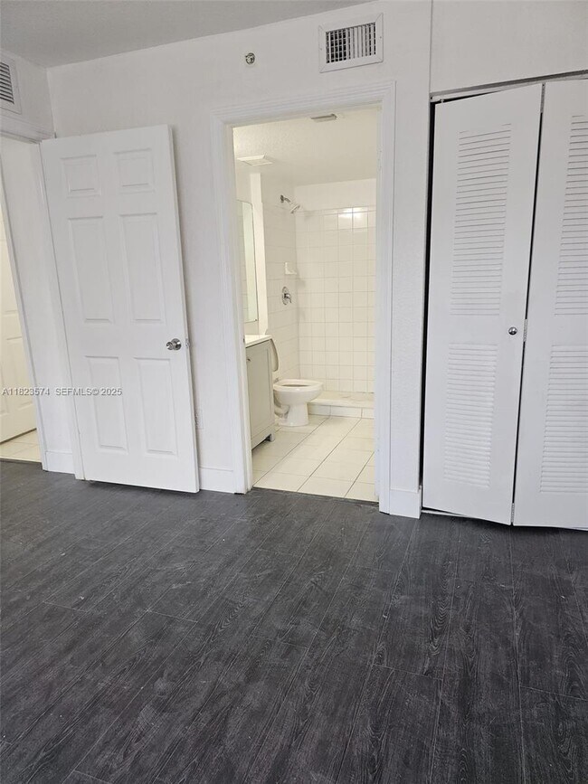 Building Photo - 15410 SW 284th St