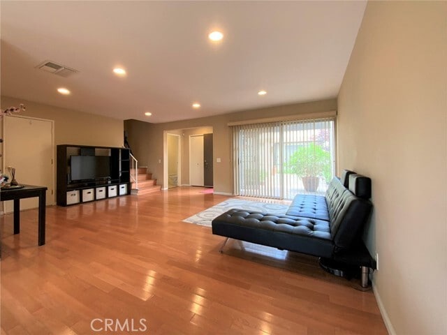 Building Photo - 504 W Huntington Dr