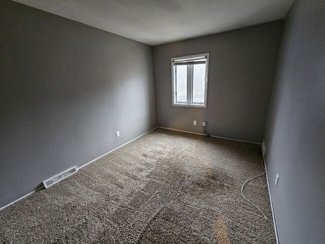 Building Photo - 6094 Andover Blvd