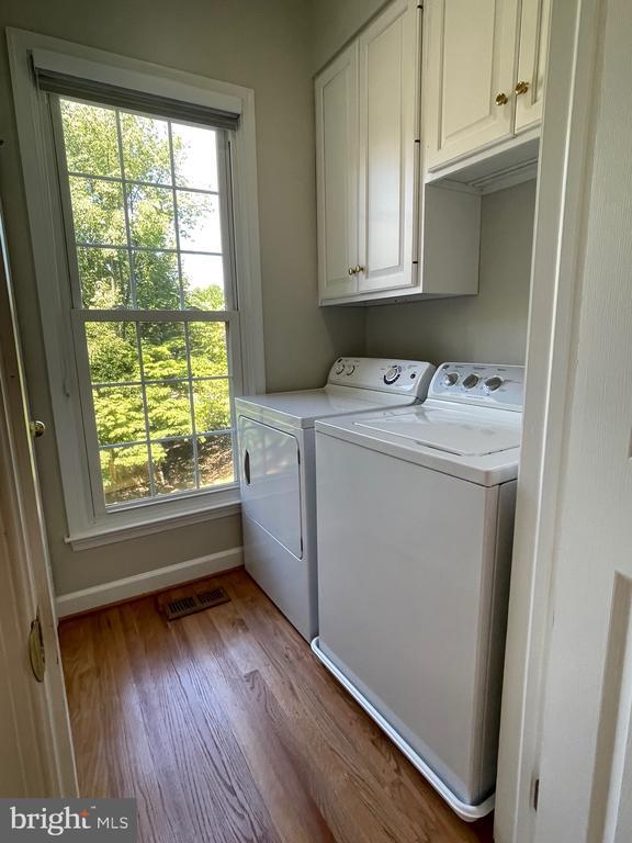 Building Photo - 9715 Whitley Park Pl