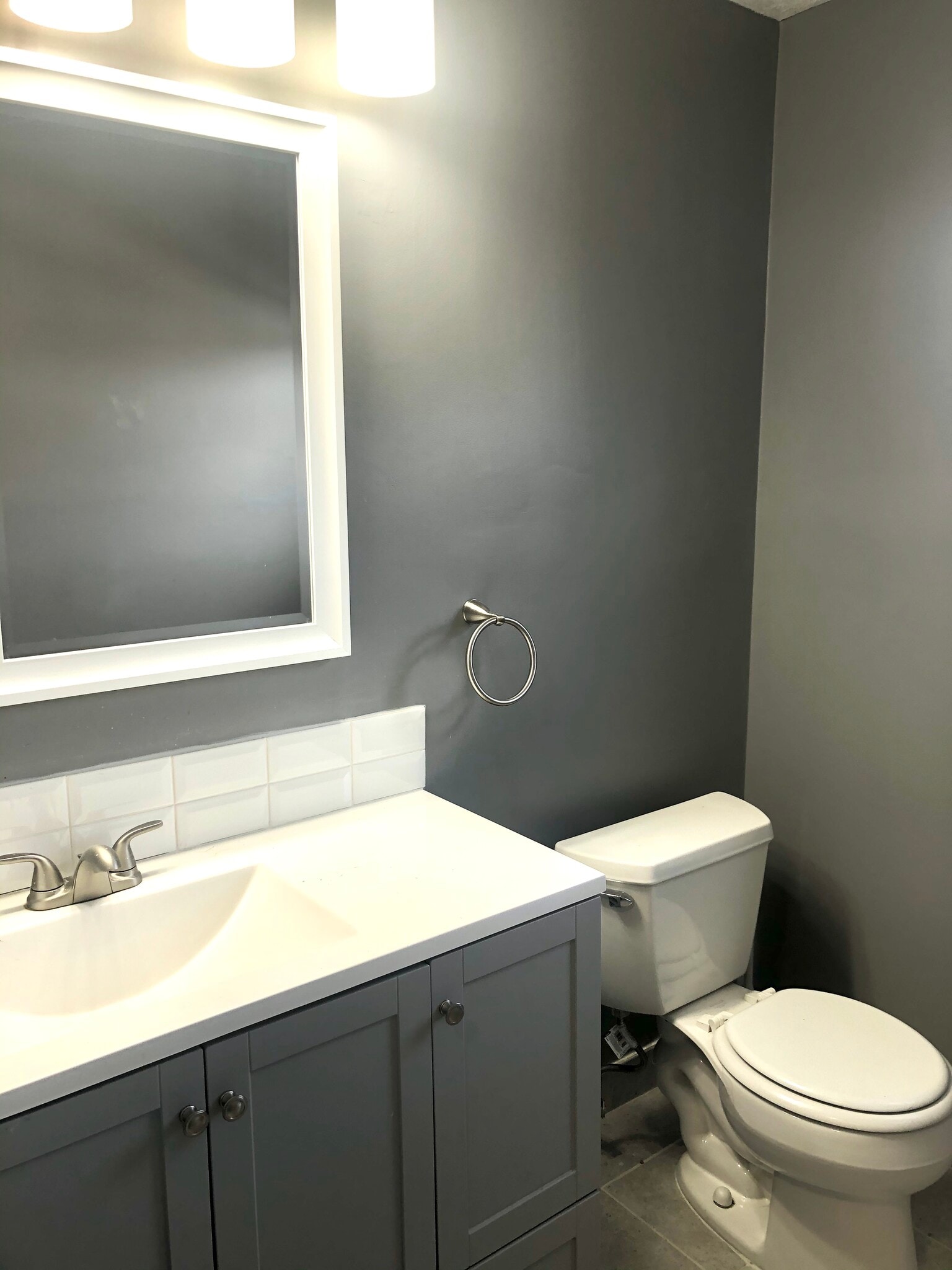 Building Photo - 3 Circuit Ln