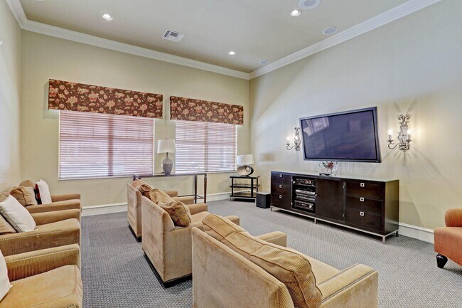 Building Photo - 6511 Emerald Dunes Dr