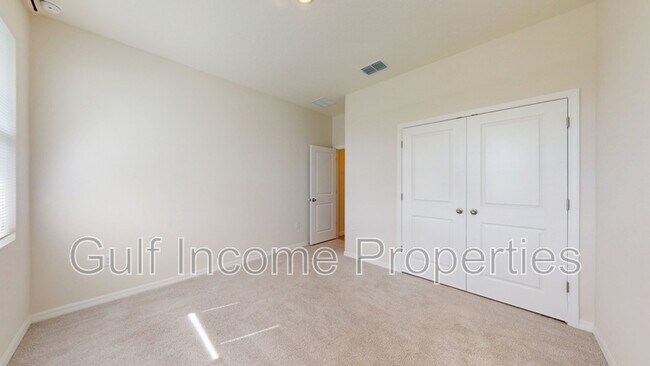 Building Photo - 10508 Chippewa Dr