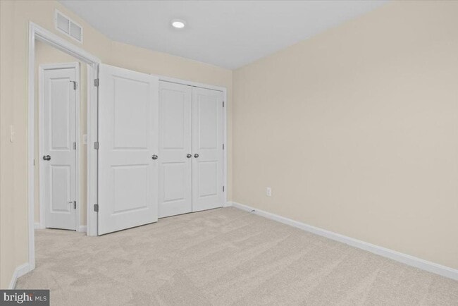 Building Photo - 111 Tye Ct