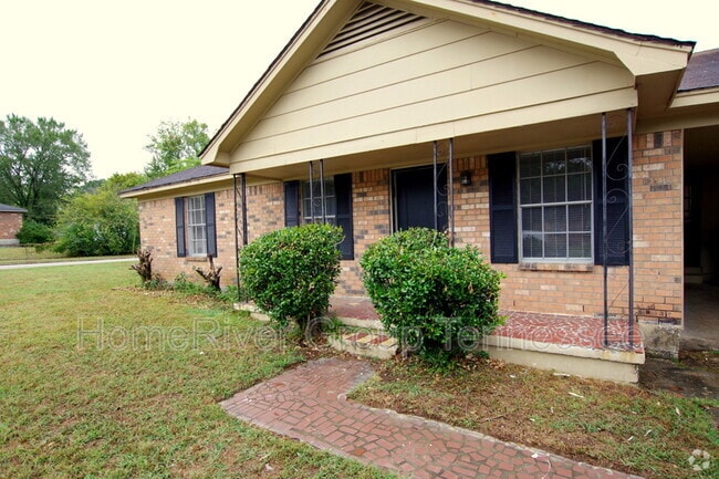 Building Photo - 4614 Pembine Dr