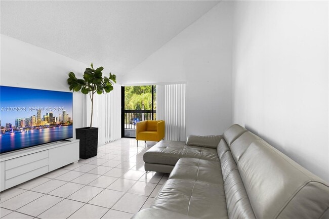 Building Photo - 12990 SW 88th Ln