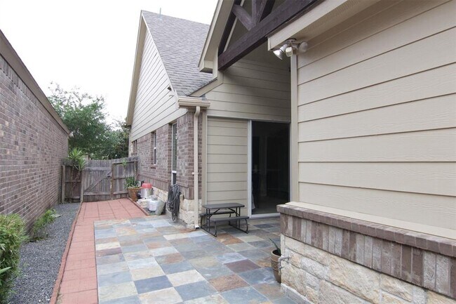 Building Photo - 1423 Ralston Branch Way