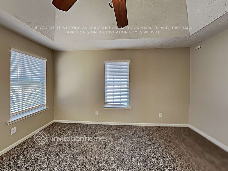 Building Photo - 170 Irwin Dr