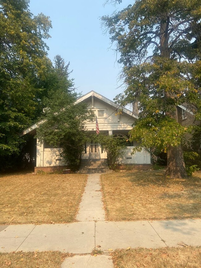 Primary Photo - Foothills Properties - Duplex