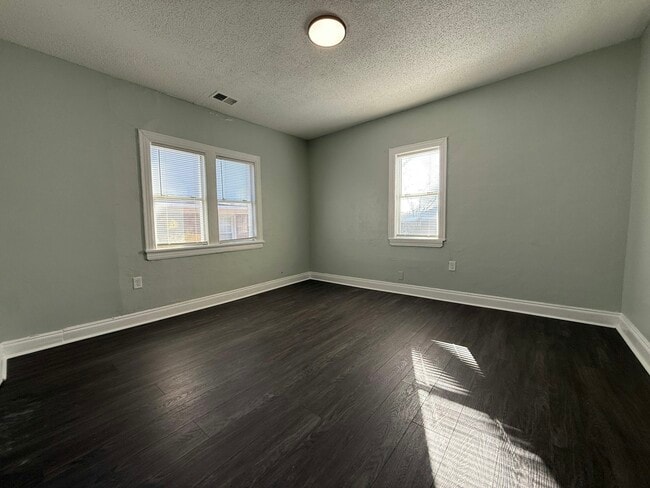 Building Photo - 61 South Parkway East