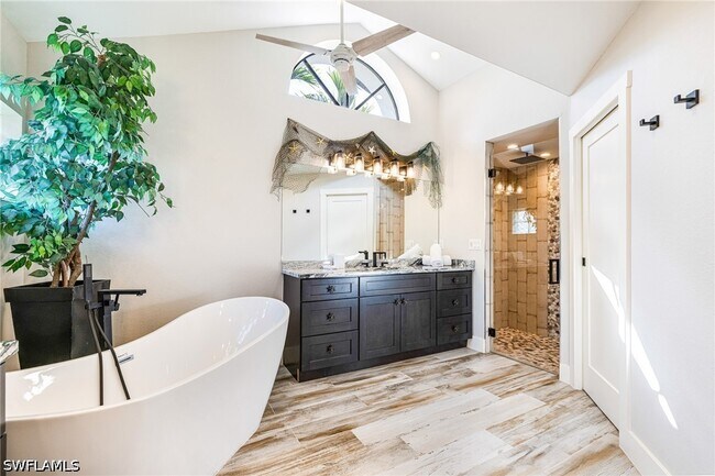 Building Photo - 1911 SE 32nd Terrace