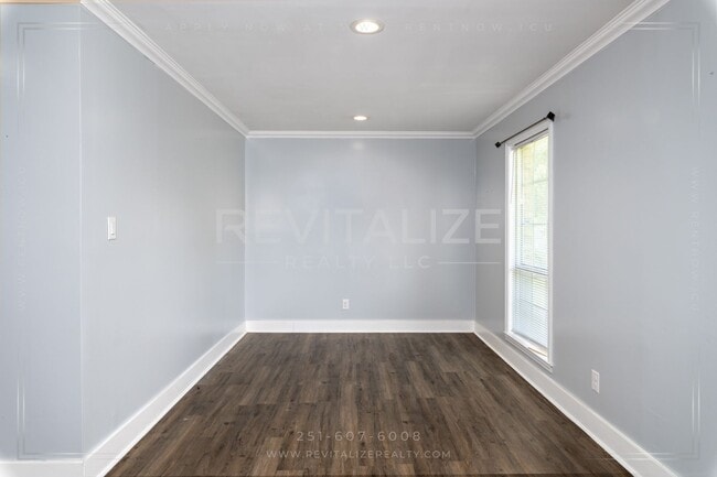 Building Photo - Spacious Brick Home in West Mobile!