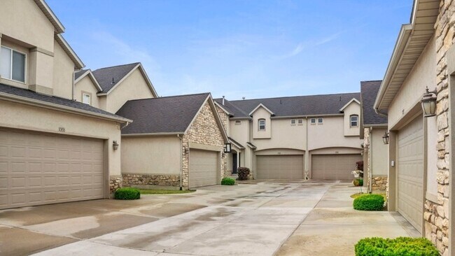 Building Photo - 10828 Wynview Ln