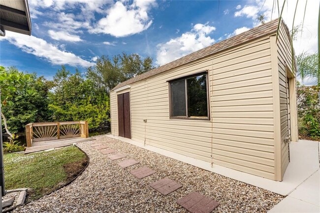 Building Photo - 15430 Olive Cir