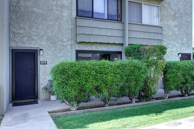 Building Photo - 4610 N 68th St