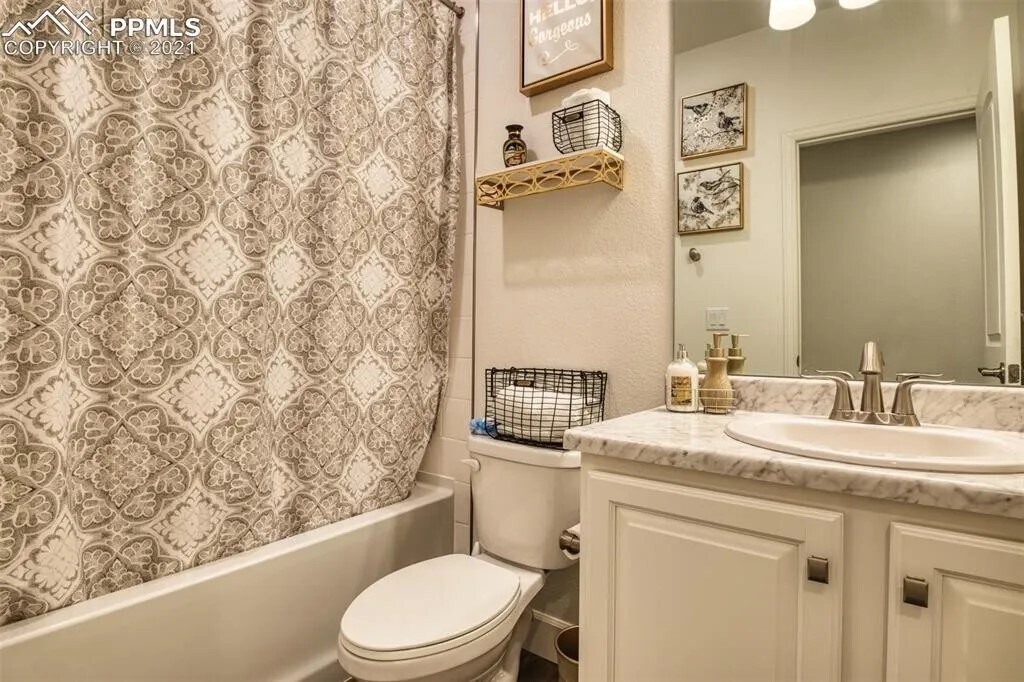 Building Photo - 6398 Moate Ln