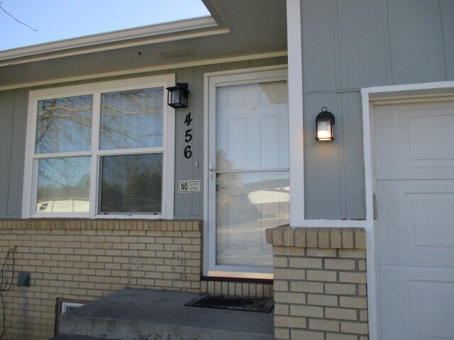 Front View - 456 W 43rd St