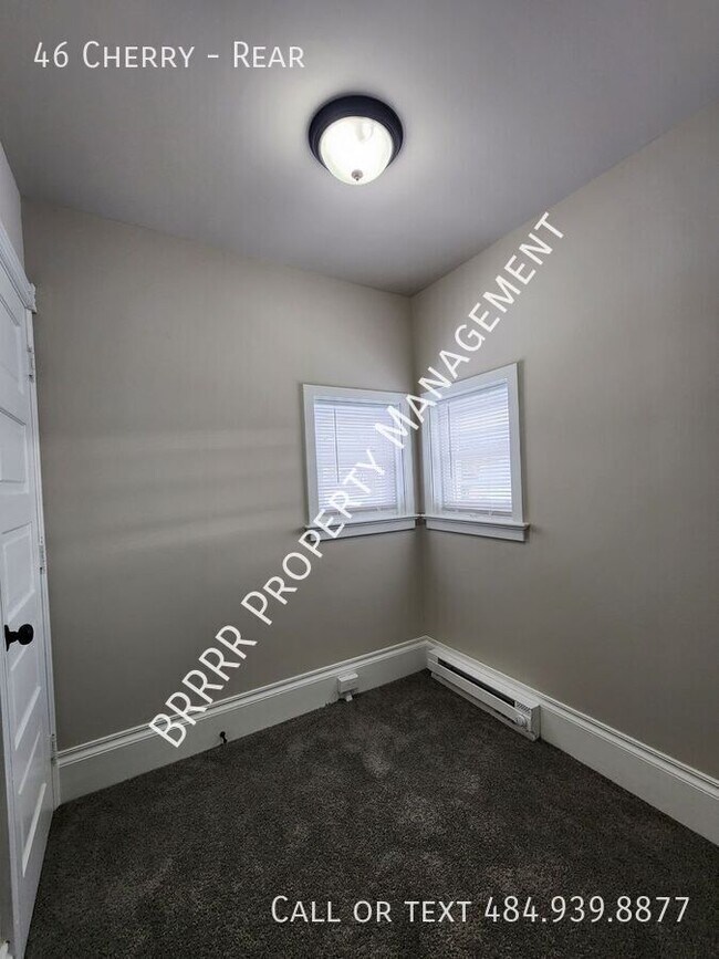 Building Photo - 46 Cherry-Rear