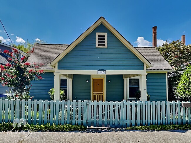 Primary Photo - 167 Savannah St SE