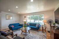 Building Photo - 9949 E Sego Lily Dr