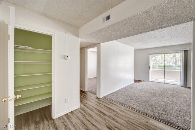 Building Photo - 5250 Mission Carmel Ln