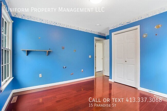 Building Photo - 15 Paradise St