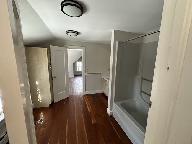 Building Photo - 618 Shearer Hill Rd