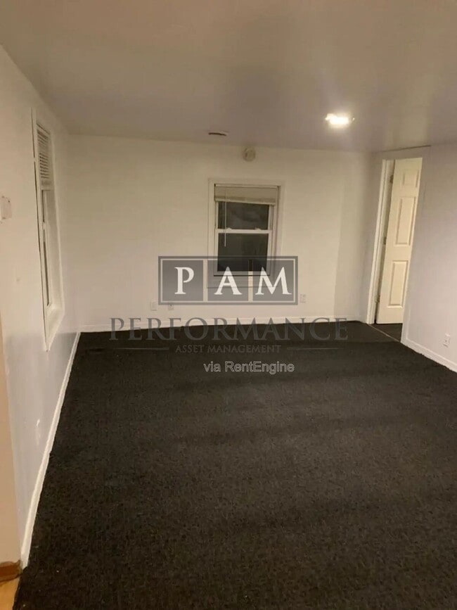 Building Photo - 1208 59th St