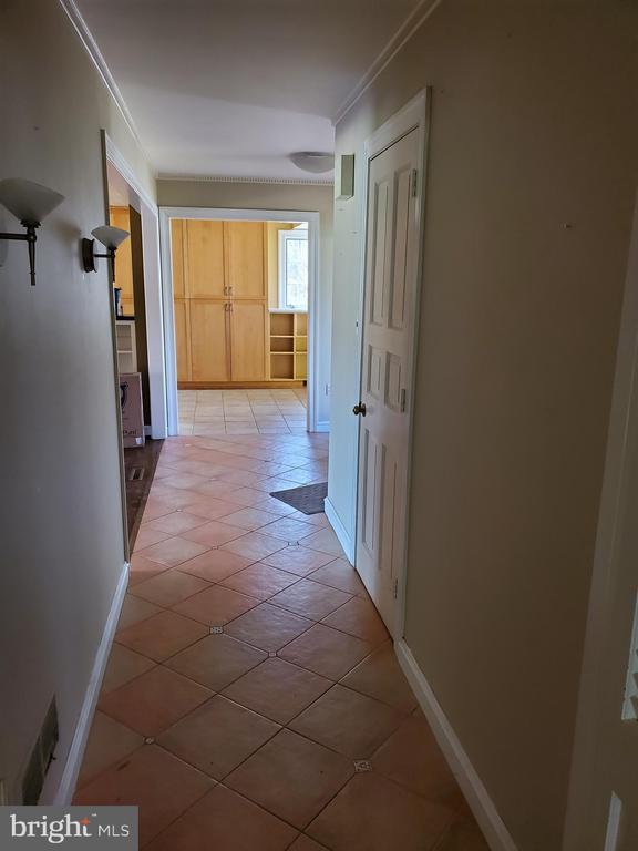 Building Photo - 4 Sorrel Dr
