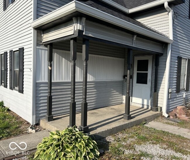 Building Photo - 718 S Lebanon St