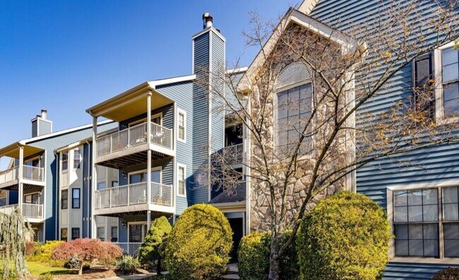 Building Photo - 117 Longfield Ct