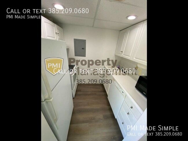 Building Photo - 384 E 1500 S