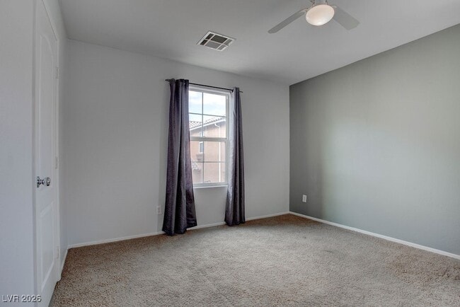 Building Photo - 27 Hudson Canyon St