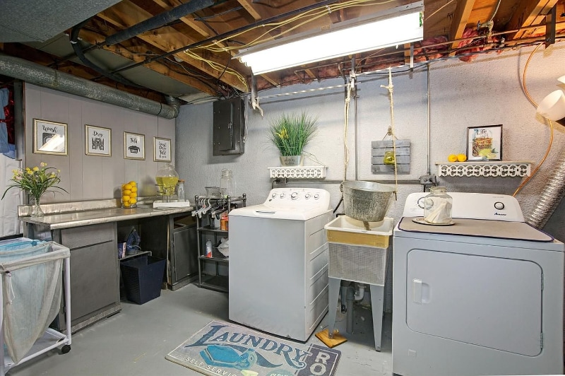 Building Photo - 40184 William Dr