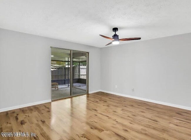 Building Photo - 1527 Monument Oaks Dr
