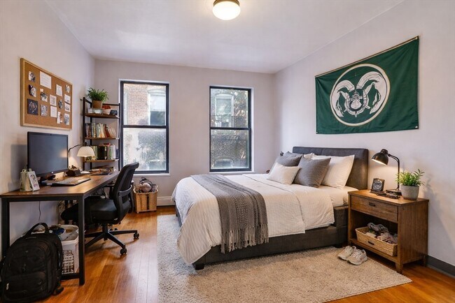 Building Photo - 6 Parker Hill Ave