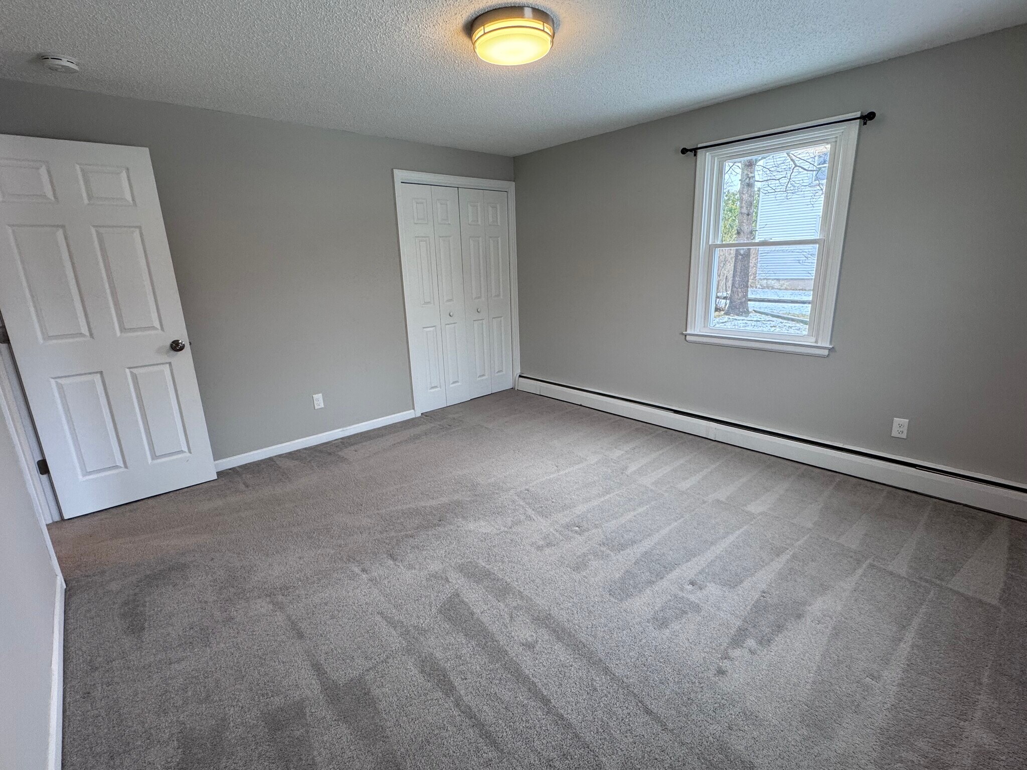 Building Photo - 435 Elmwood Dr