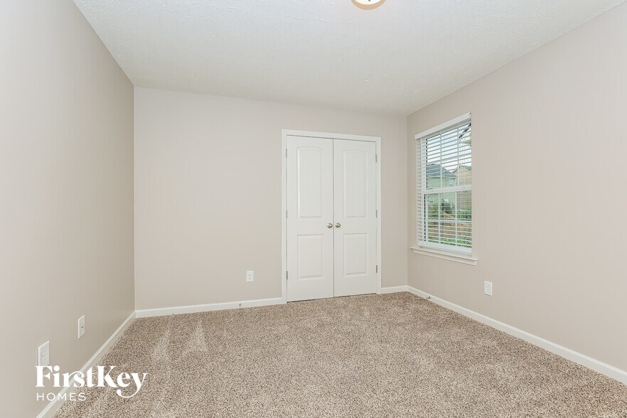 Building Photo - 1252 Anduin Ave