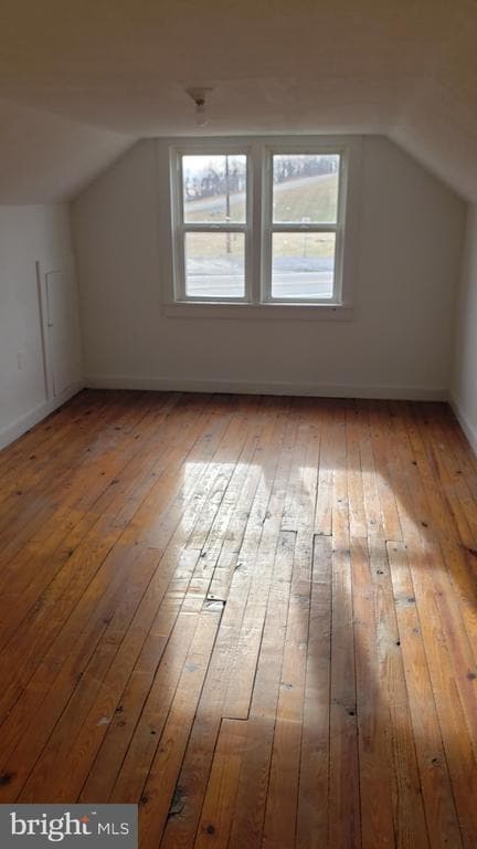 Building Photo - 19 Laverne Dr