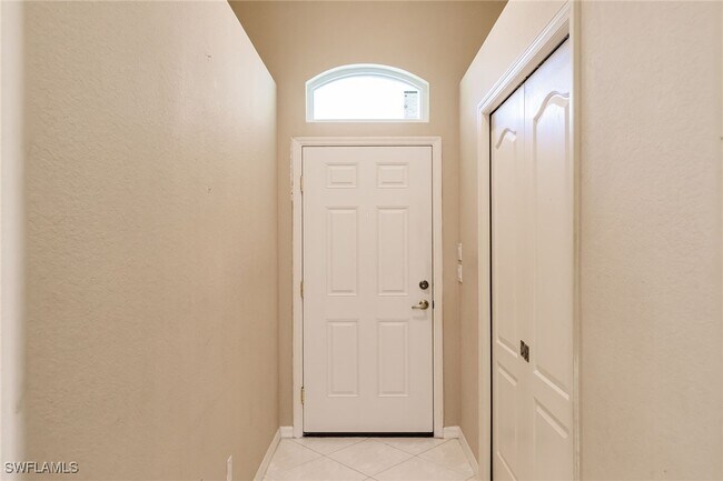 Building Photo - 8440 Ibis Cove Cir