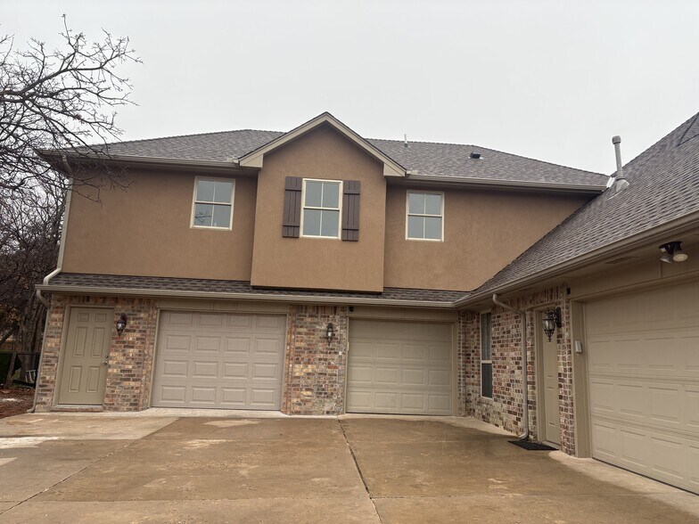 Building Photo - 8710 Palermo Dr